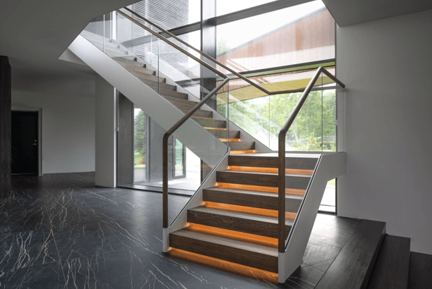Modern Architecture: Construction and Installation of an Open Staircase